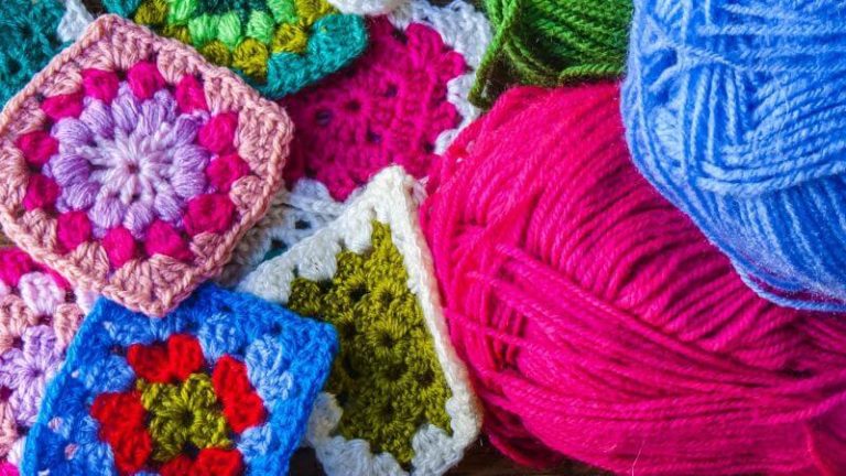 Apprendre les « granny squares » au crochet - Tricot Débutant