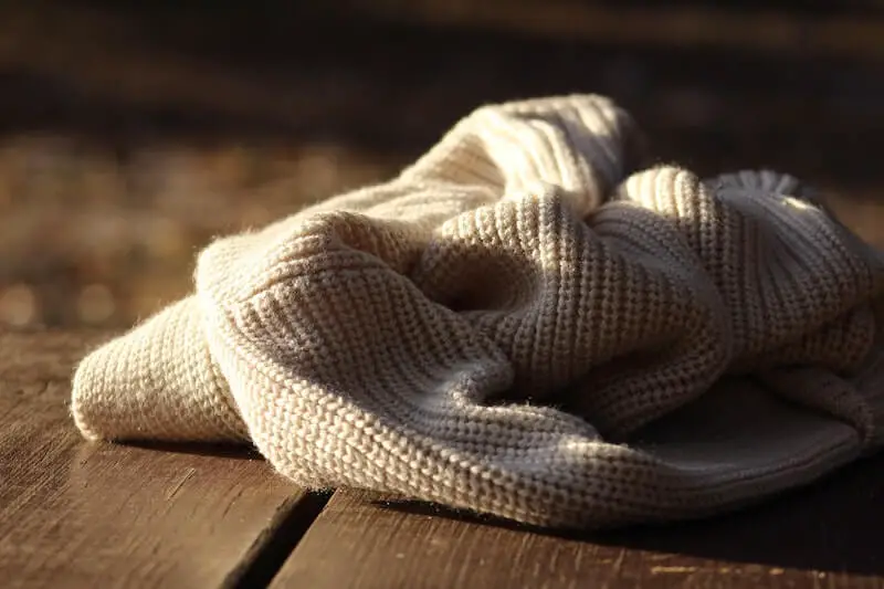 Selon votre niveau de tricot, se tricoter un pull pour l'automne peut-être plus ou moins facile !