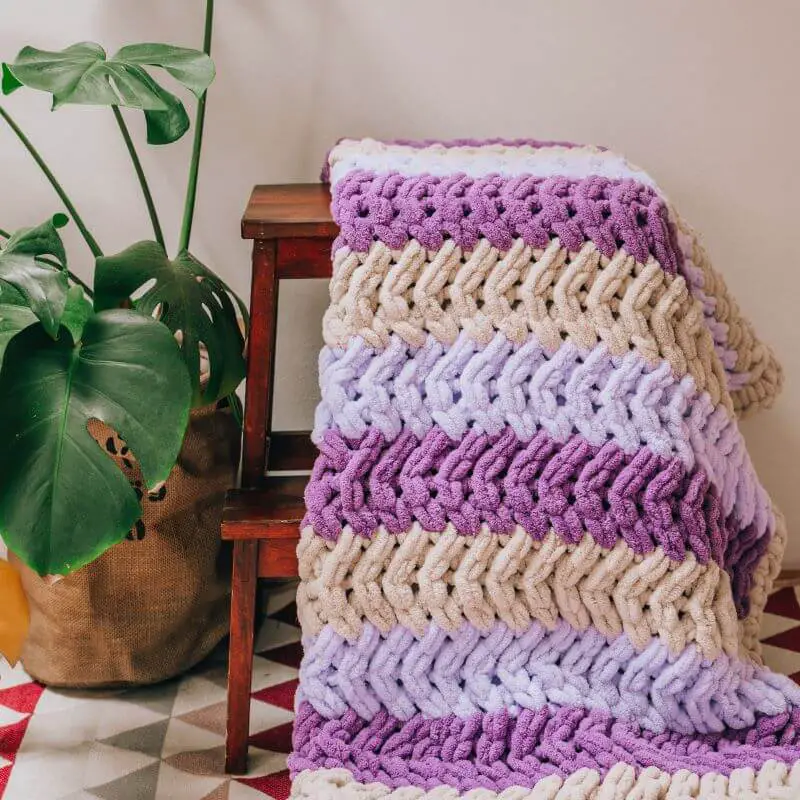 Crocheter une couverture, c'est facile