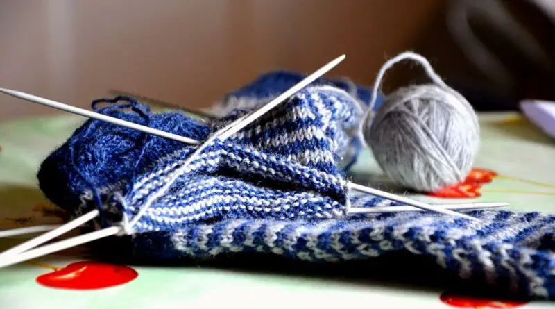Astuces couture pour bien débuter le tricot